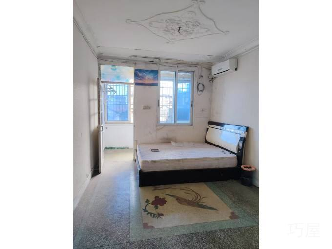 百东25号宿舍楼4楼 31平米 116万