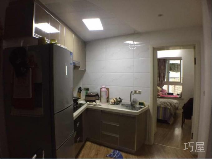 安平18楼 51平米 135万